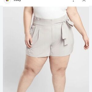 Athleta Women's Athletic Shorts - Light Gray